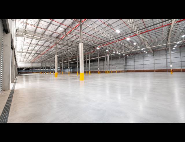 29,677M² WAREHOUSE TO LET IN PROSPECTON INDUSTRIAL